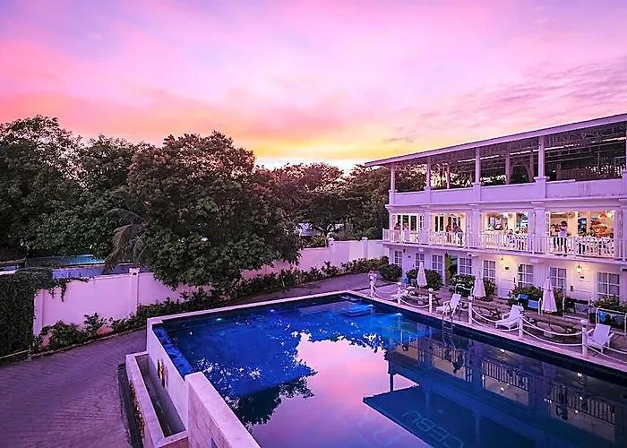 The Hotel 5*