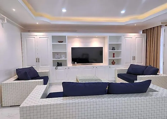 Hotel The